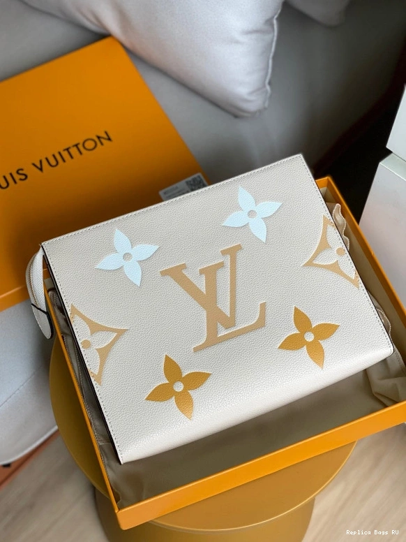 Affordable LOUIS POUCH TOILETRY VUITTON 26 0804